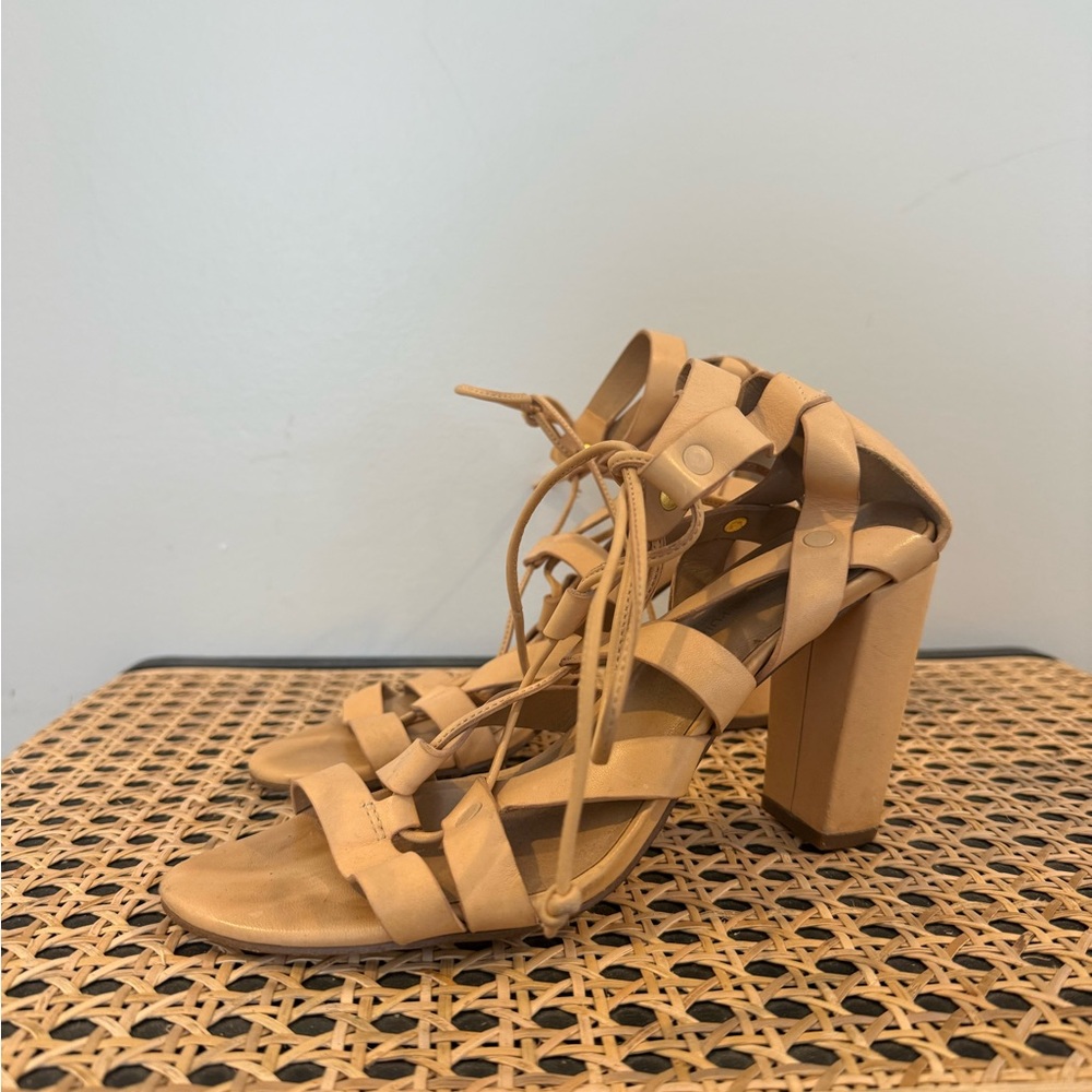 Banana Republic Tan Strappy Heels